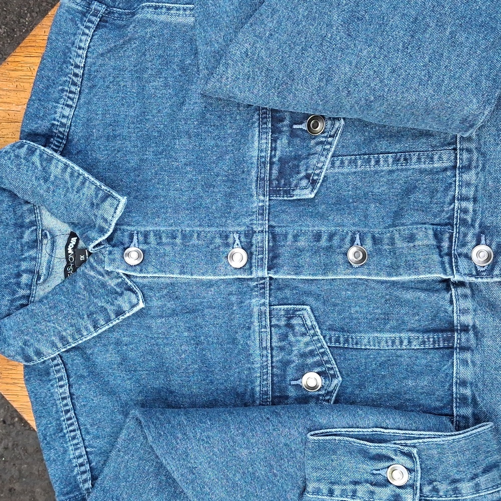 NEW Cropped Denim Jacket